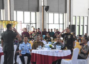 Memperingati HUT Korem 031/WB Tahun 2024 Gelar Acara Syukuran