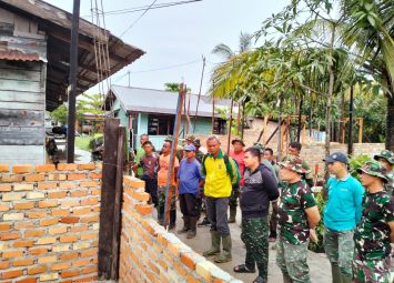 Hari ke 13, Hujan Gerimis Menyelimuti Giat Pra TMMD di Kelurahan Meranti Pandak