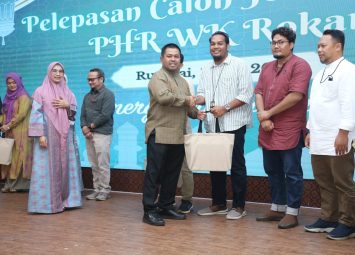 Manajemen PHR Lepas Pekerja Berangkat Haji Ke Tanah Suci
