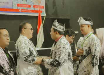 12 PGRI Kabupaten/Kota Se-Riau Menghadiri Konkerprov IV PGRI Riau : Mengapresiasi dan Menerima LPJ 100%, kepemimpinan Patut dilanjutkan!