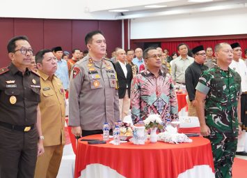 Danrem 031/WB Menghadiri Acara Silaturahmi di Mapolda Riau Dalam Rangka Pemilu Damai Tahun 2024