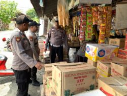 Jaga Stabilitas Harga Pasar, Personel Polsek Limapuluh Sisir Los Pedagang di Pasar Limapuluh