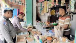 Tetap Siaga di Hari Libur, Polsek Limapuluh Pantau Harga Sembako di Pasar Limapuluh