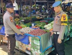 Awasi Dinamika Harga, Personel Polsek Limapuluh Sisir Los Pedagang Jalan Sultan Syarif Kasim