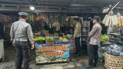 Antisipasi Gejolak Harga, Polsek Limapuluh Sisir Pasar Kecil di Kecamatan Sail