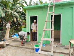 Terus Bergerak Demi Rakyat, Kodim 0314/Inhil Masuki Tahap Finishing MCK dan Sumur Bor di Kuala Lemang