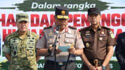Pangdam XIX/Tuanku Tambusai Hadiri Distribusi 260 Papan Peringatan Karhutla di Riau